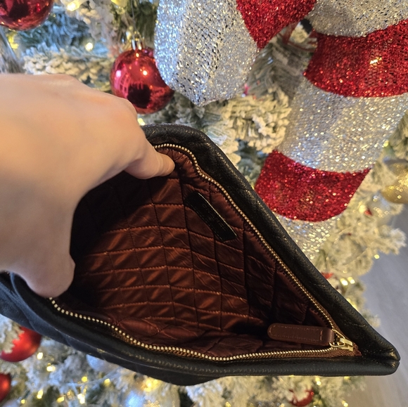 Chanel caviar Fold Clutch - Picture 6 of 8